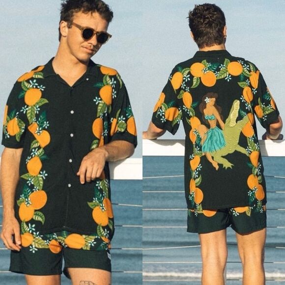 NWT Duvin Tropical Orange Hula Girl and Crocodile Button Up Shirt Medium - Picture 1 of 11